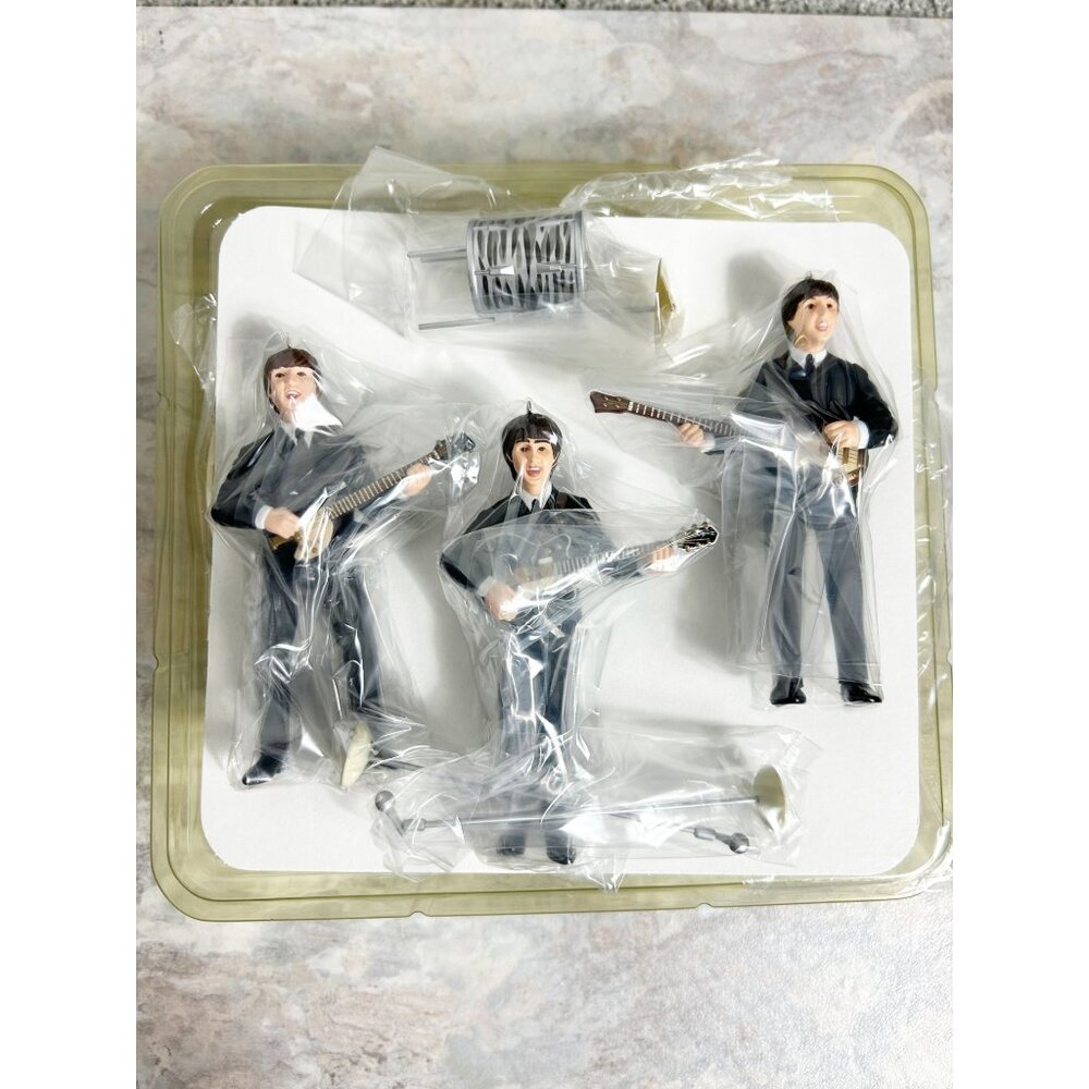 Hallmark Keepsake Ornament "The Beatles Gift Set" 1994 - New In Open Box - Picture 8 of 10